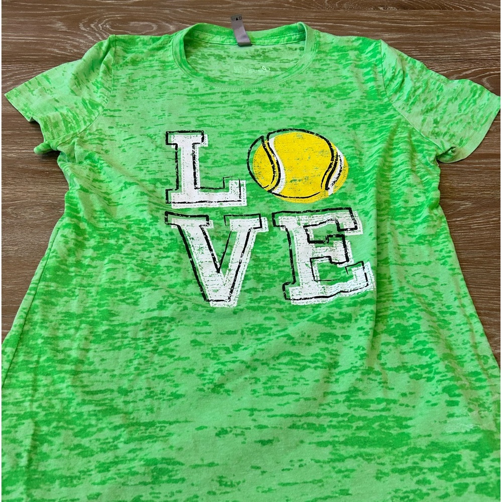 Women’s Love All tennis t-shirt